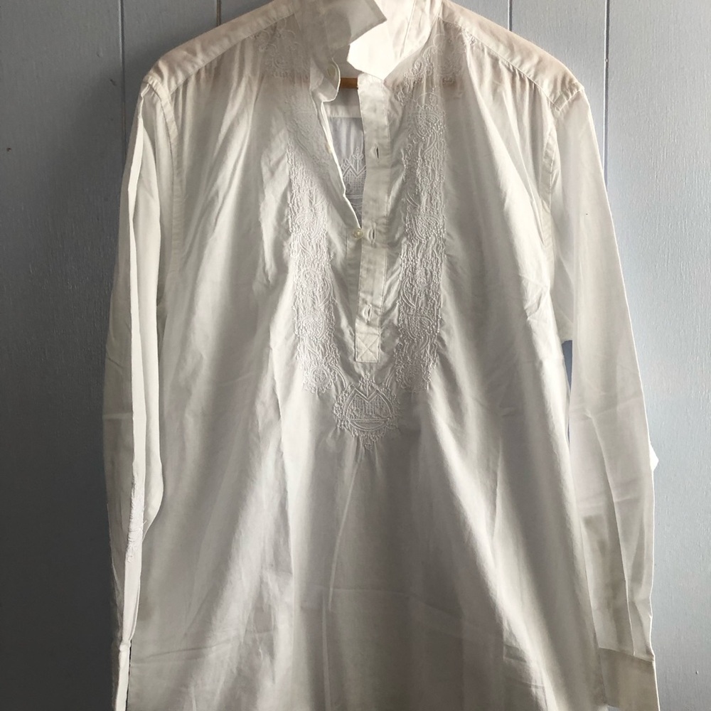 Perry Ellis White Embroidered Casual Shirt Long Sleeve NWOT